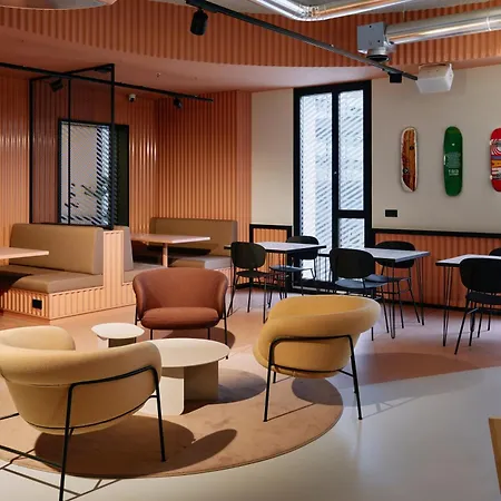 The Social Hub Extended 3* Saint-Sébastien