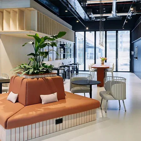 Апарт-отель The Social Hub Extended