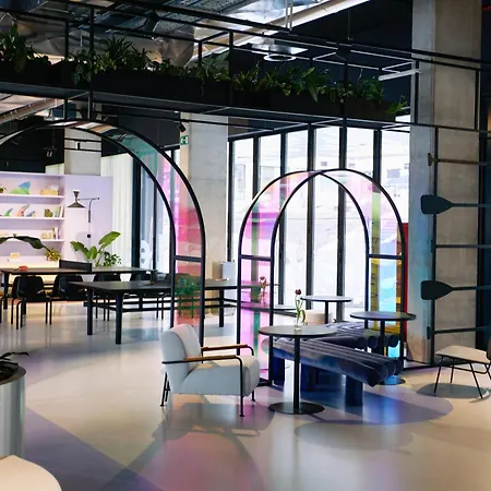 The Social Hub Extended 3*