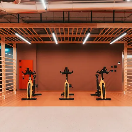 Апарт-отель The Social Hub Extended Сан-Себастьян