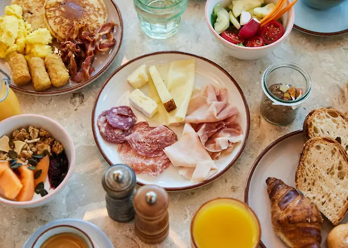 Aparthotel The Social Hub Extended 3*