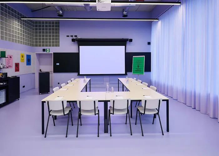 公寓式酒店 The Social Hub Extended 3*